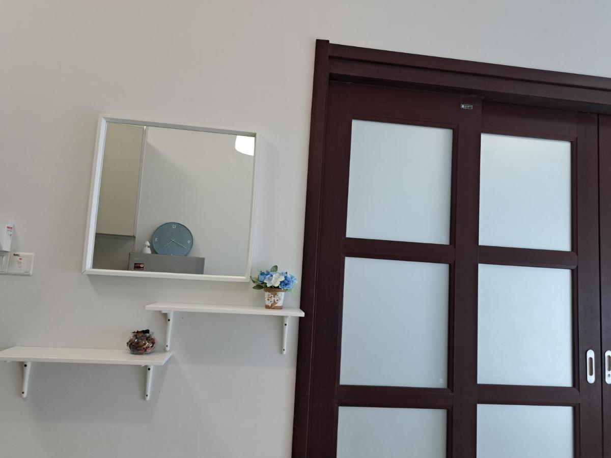Cozy Home Country Garden At Dangabay Of Jb, Free Wifi And Streaming Johor Bahru Kültér fotó