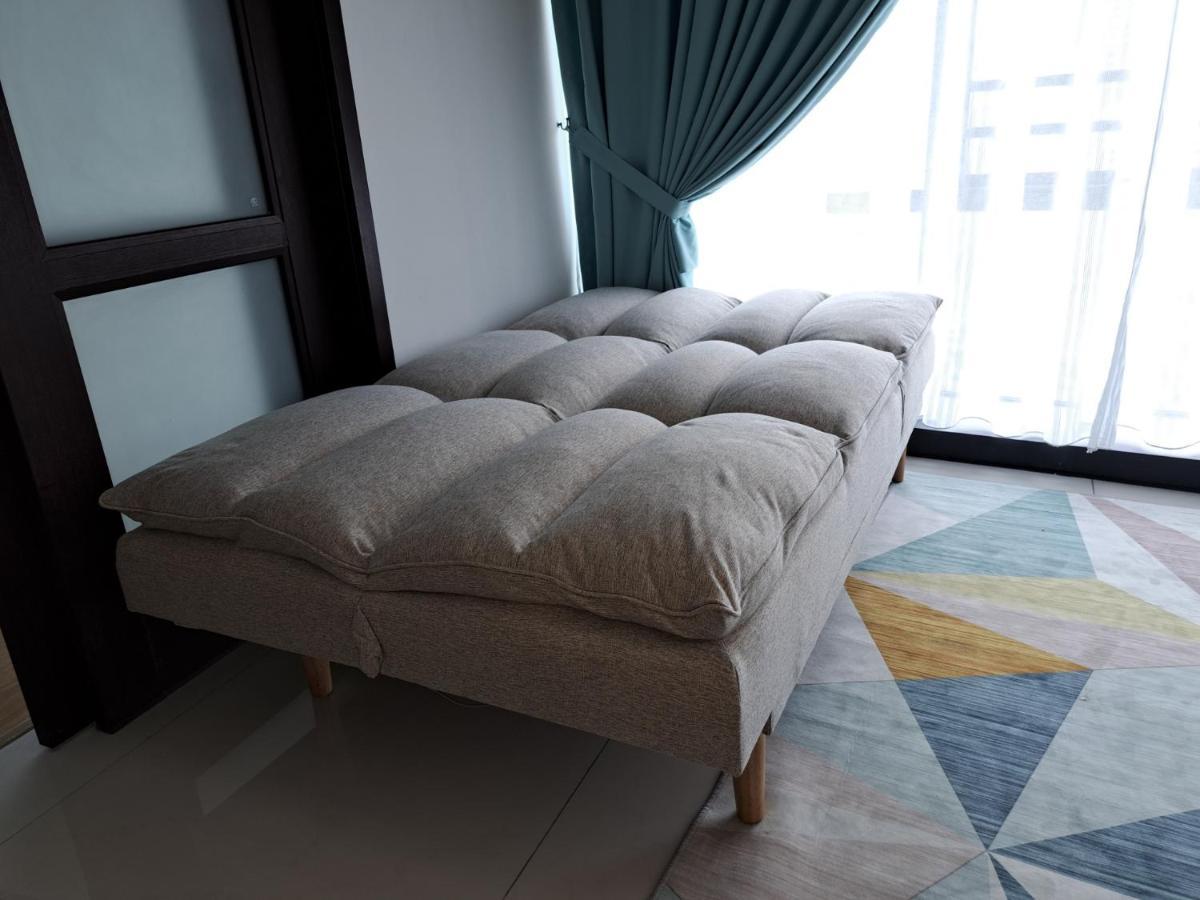 Cozy Home Country Garden At Dangabay Of Jb, Free Wifi And Streaming Johor Bahru Kültér fotó