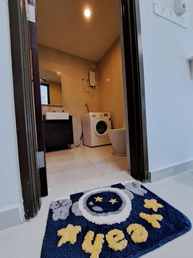Cozy Home Country Garden At Dangabay Of Jb, Free Wifi And Streaming Johor Bahru Kültér fotó