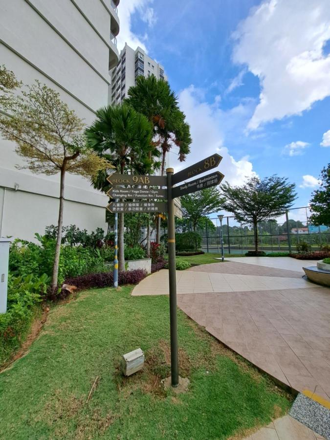 Cozy Home Country Garden At Dangabay Of Jb, Free Wifi And Streaming Johor Bahru Kültér fotó